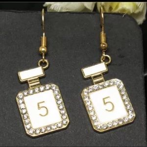 New-Bling White Perfume Bottle Earrings